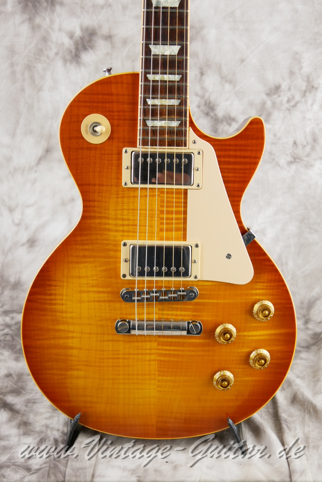 img/vintage/5595/Gibson_Les_Paul_Standard_Plus_light_burst_2003-007.JPG