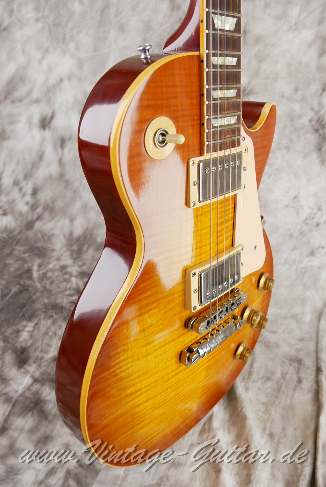 img/vintage/5595/Gibson_Les_Paul_Standard_Plus_light_burst_2003-009.JPG