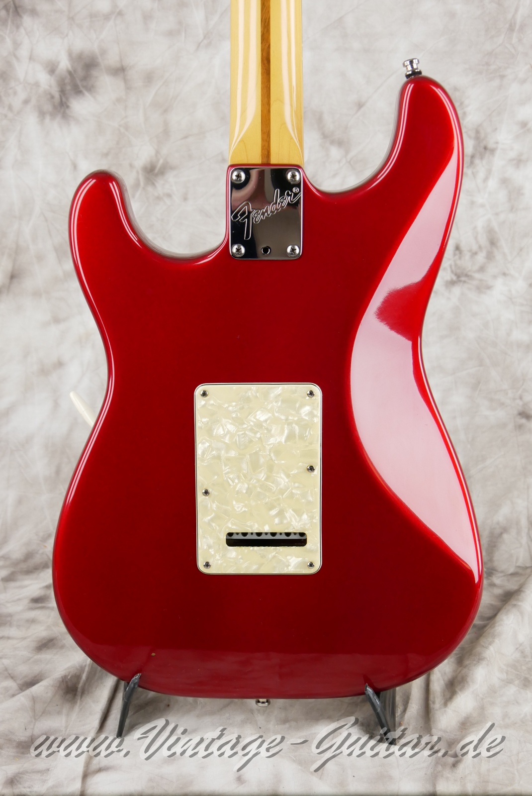 img/vintage/5596/Fender_Stratocaster_Lonestar_HSS_USA_candy_apple_red_1996-008.JPG