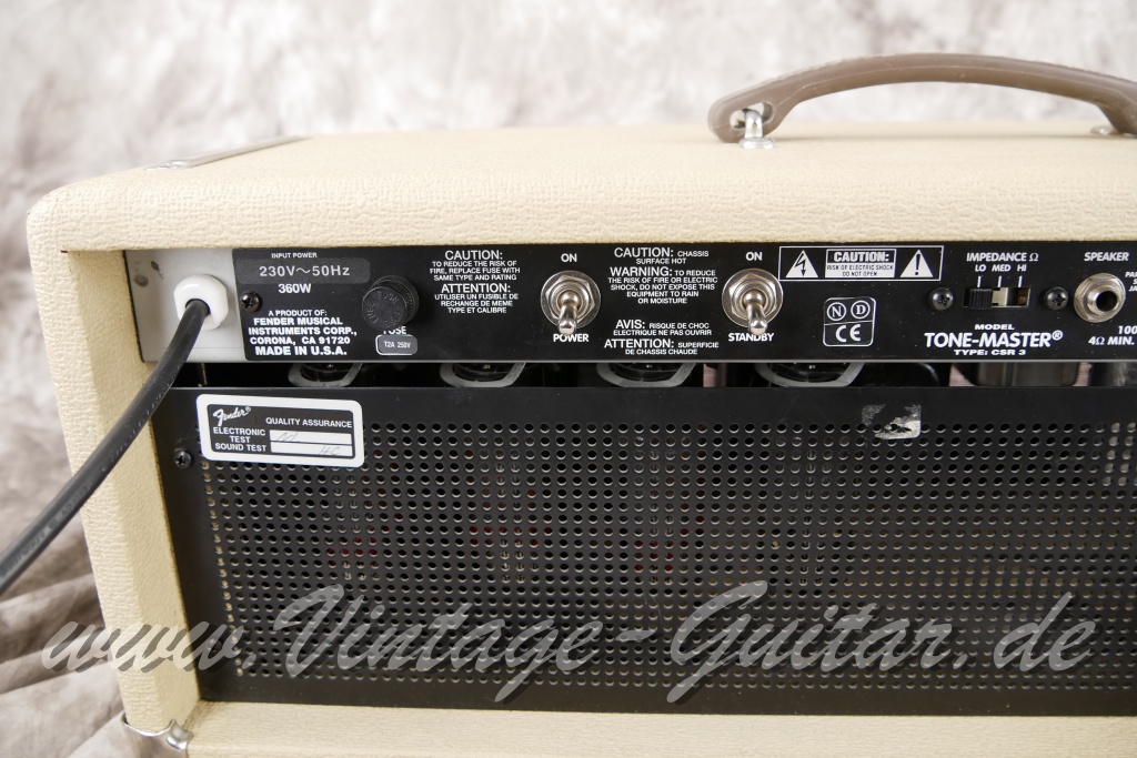 Fender-Tonemaster-top-and-cab-with-flightcases-1997-blonde-tolex-009.jpg