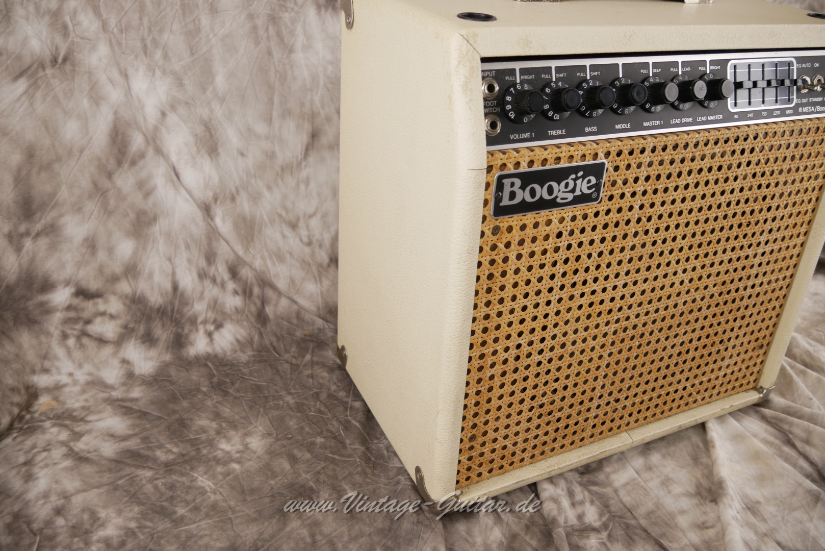 Mesa-Boogie-MK-II-C+-white-tolex-1984-001004.JPG