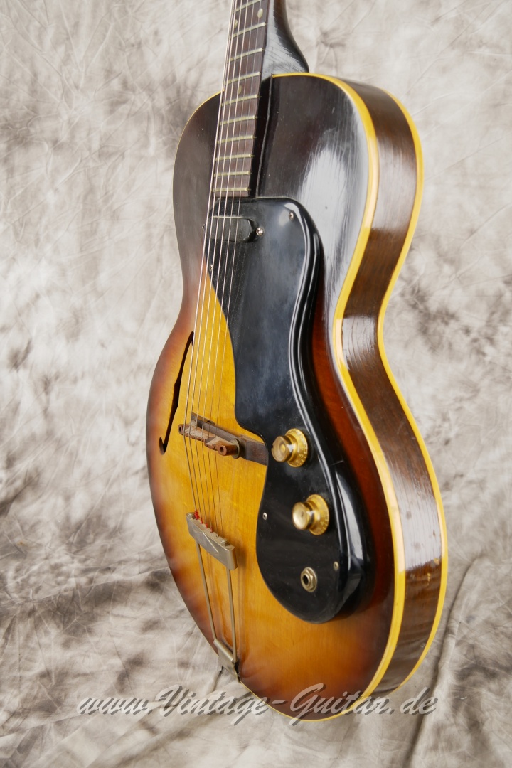 Gibson-ES-120T-1965-001010.JPG