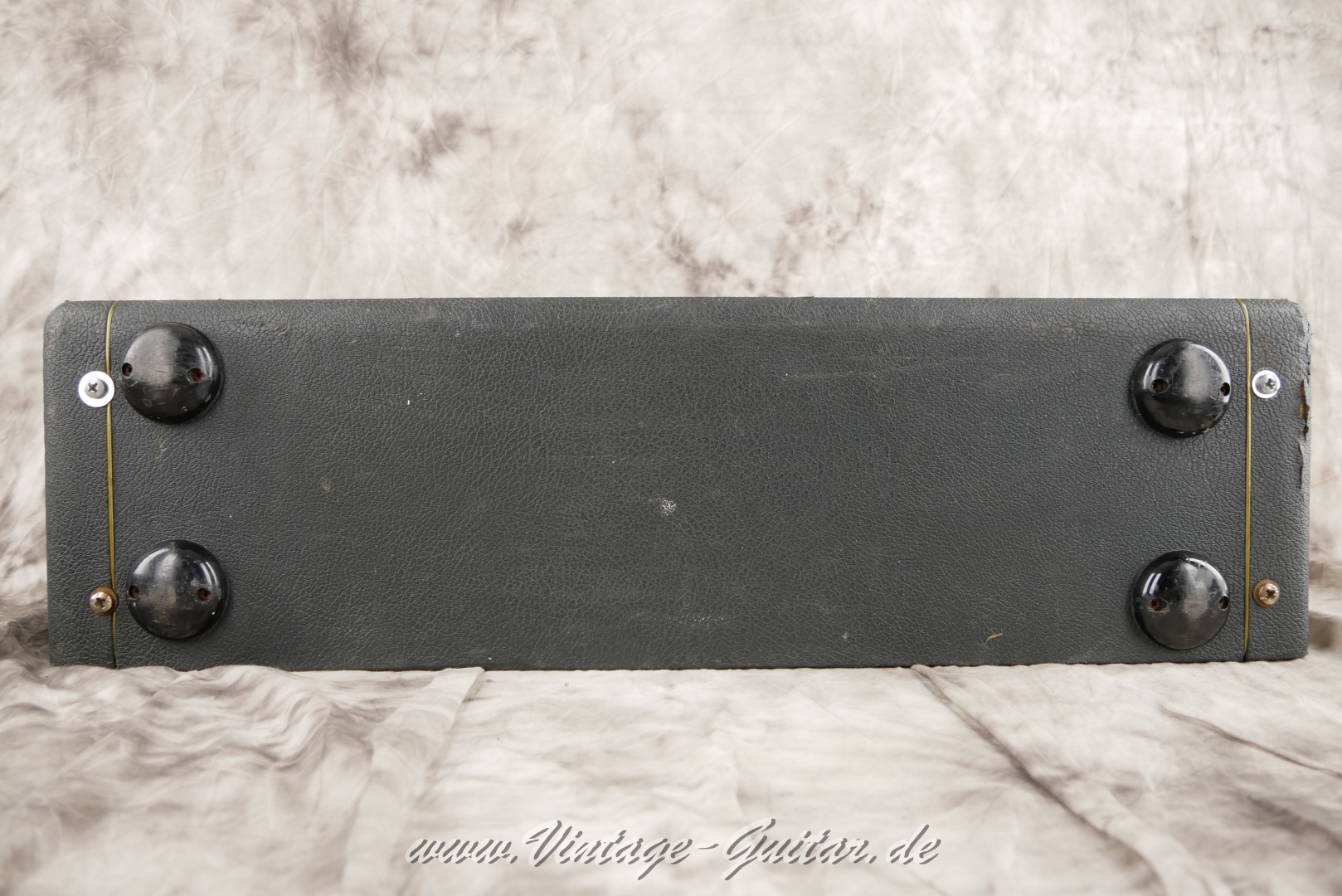 img/vintage/5615/Marshall_1959_jmp_super_lead_100_1971_black_tolex_top_head-006.JPG
