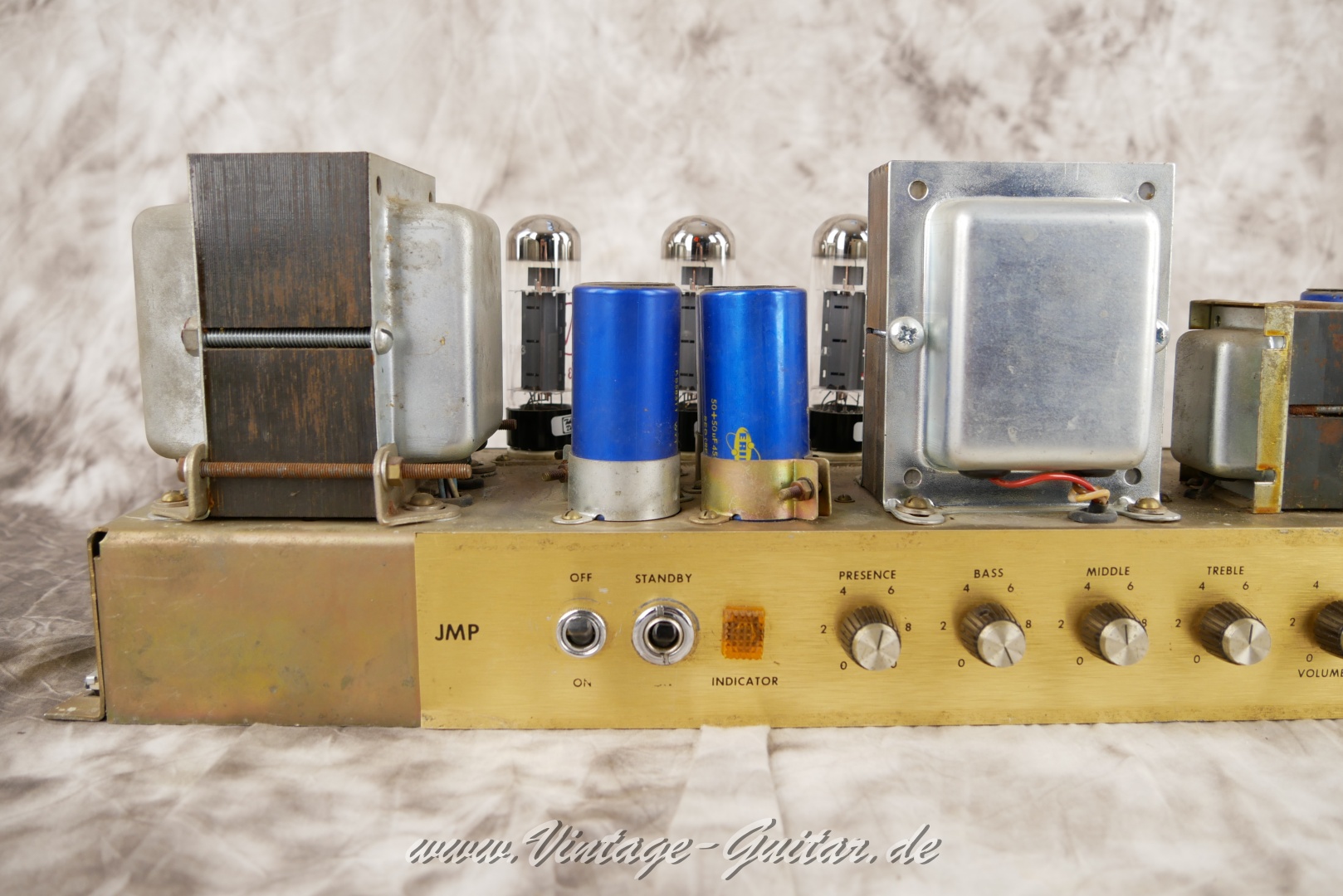 img/vintage/5615/Marshall_1959_jmp_super_lead_100_1971_black_tolex_top_head-011.JPG