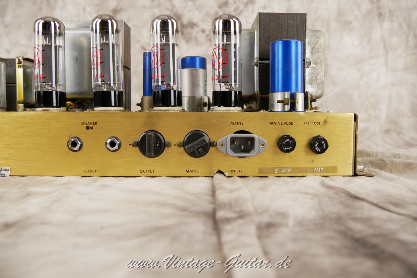 img/vintage/5615/Marshall_1959_jmp_super_lead_100_1971_black_tolex_top_head-014.JPG