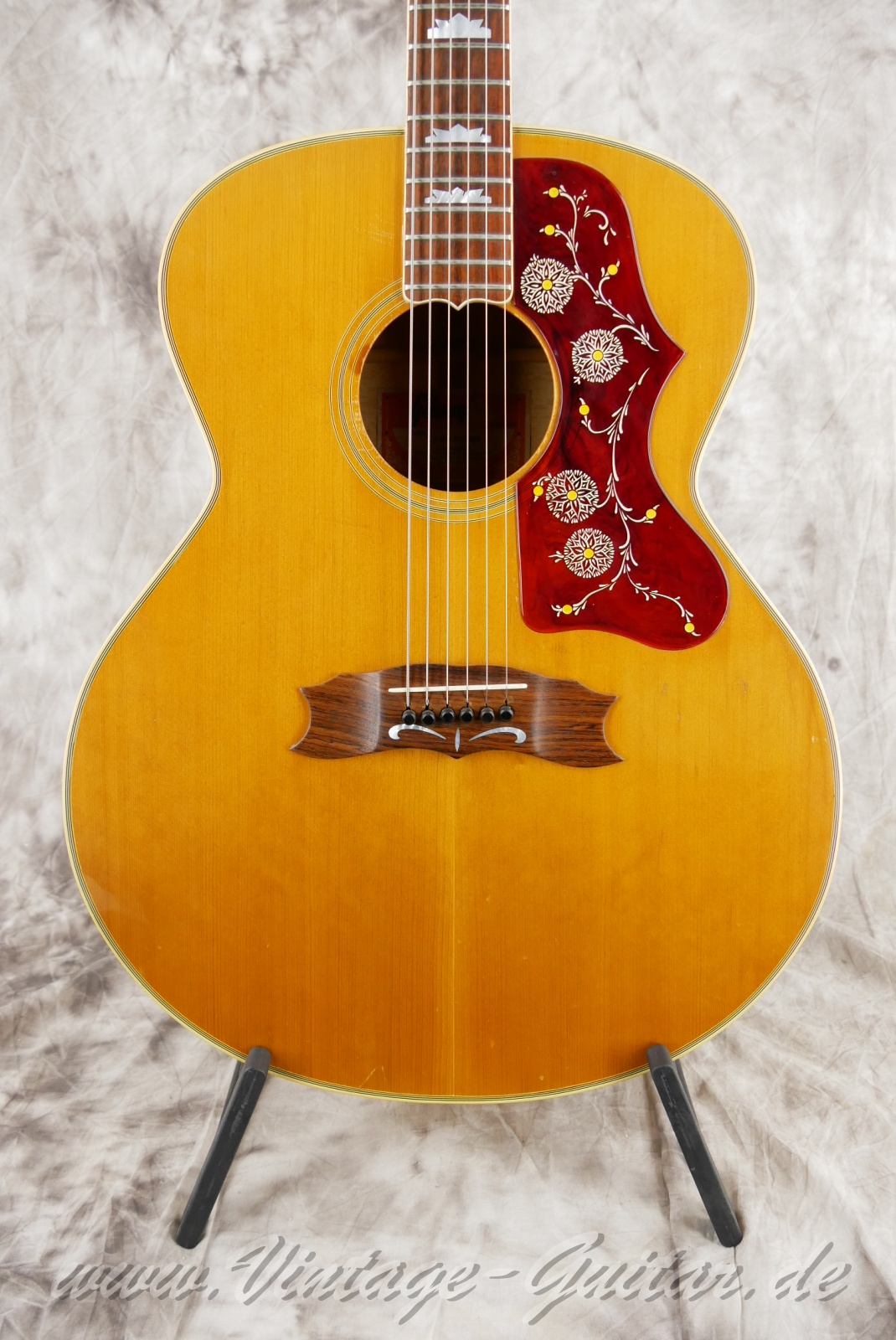 Gibson-J-200-Artist-former-owner-cisco-berndt-truckstop-1974-natural-007.jpg