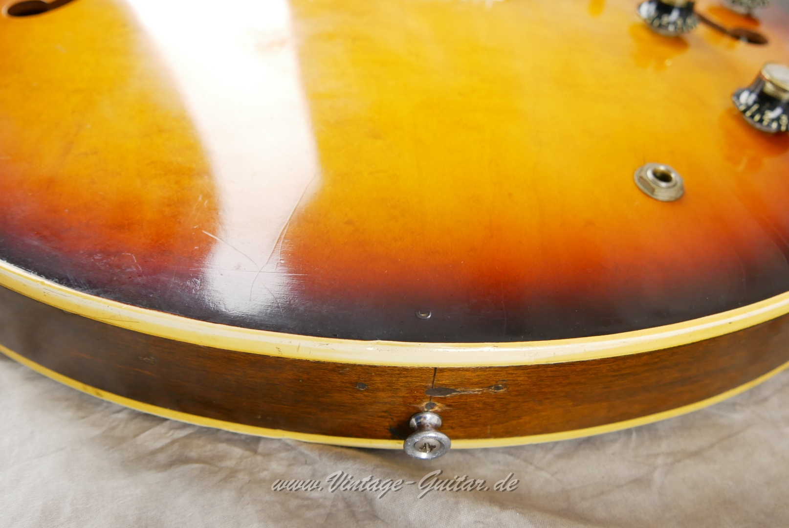 img/vintage/5630/Gibson-ES-335-TD-1967-sunburst-016.JPG