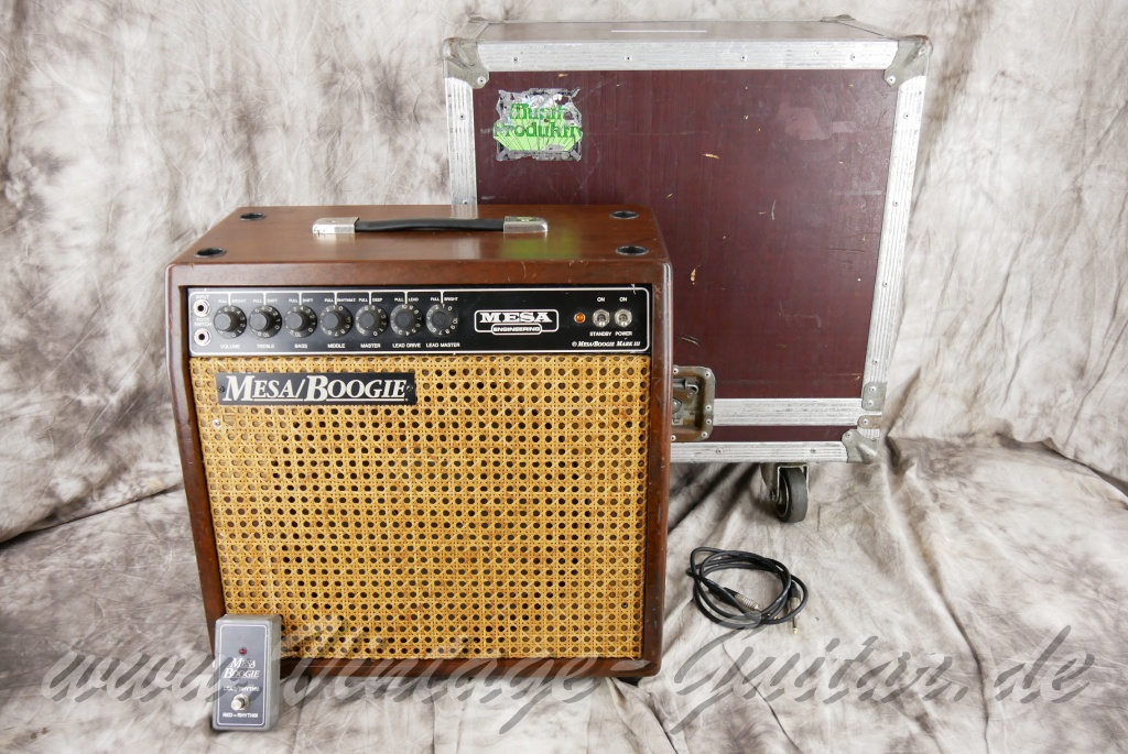 Mesa-Boogie-Mark-III-red-stripe-1990-mahagony-014.jpg