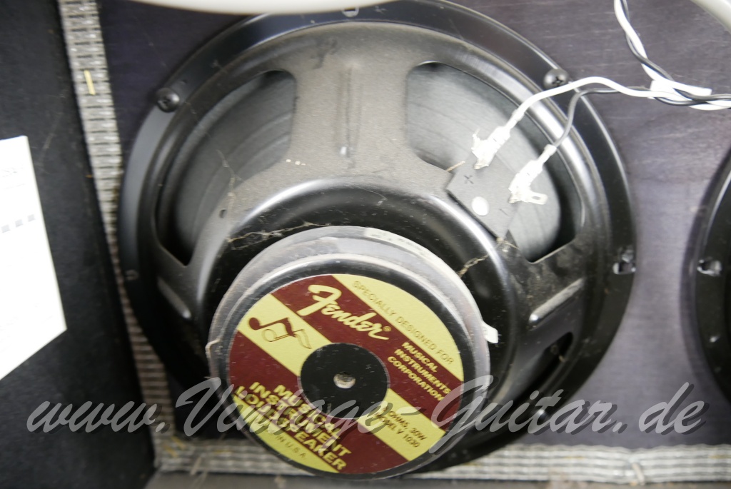 img/vintage/5634/Fender_Hot_Rod_DeVille_4x10_black_2000-014.JPG