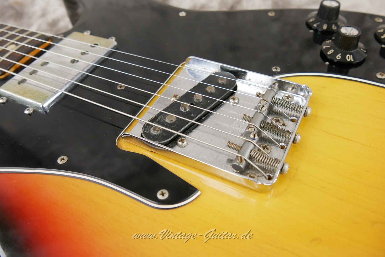 img/vintage/5635/Fender-Telecaster-Custom-1974-014.JPG