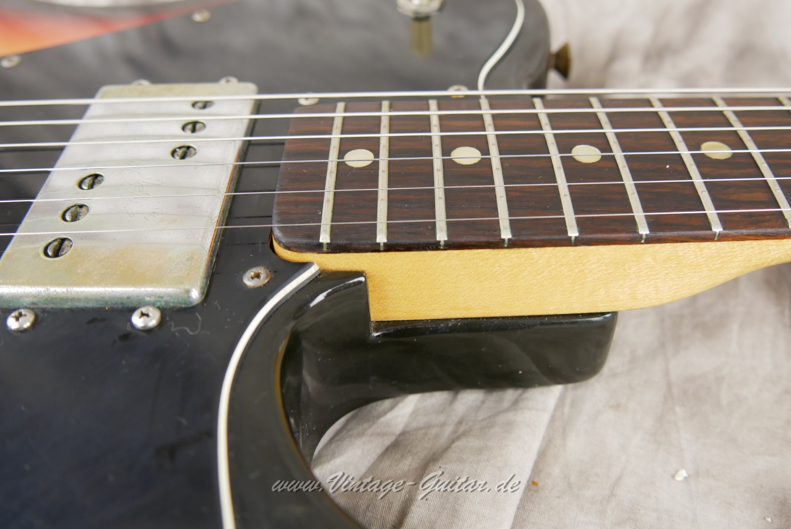 Fender-Telecaster-Custom-1974-016.JPG