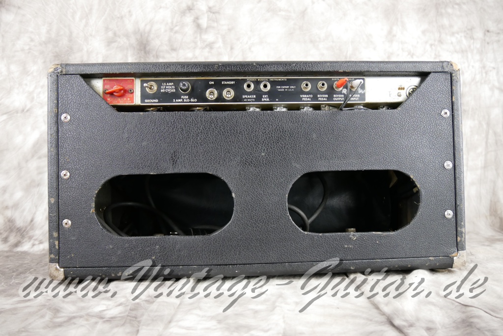 img/vintage/5638/Fender_Bandmaster_TFL5005X_silverface_drip_edge_1969-002.JPG