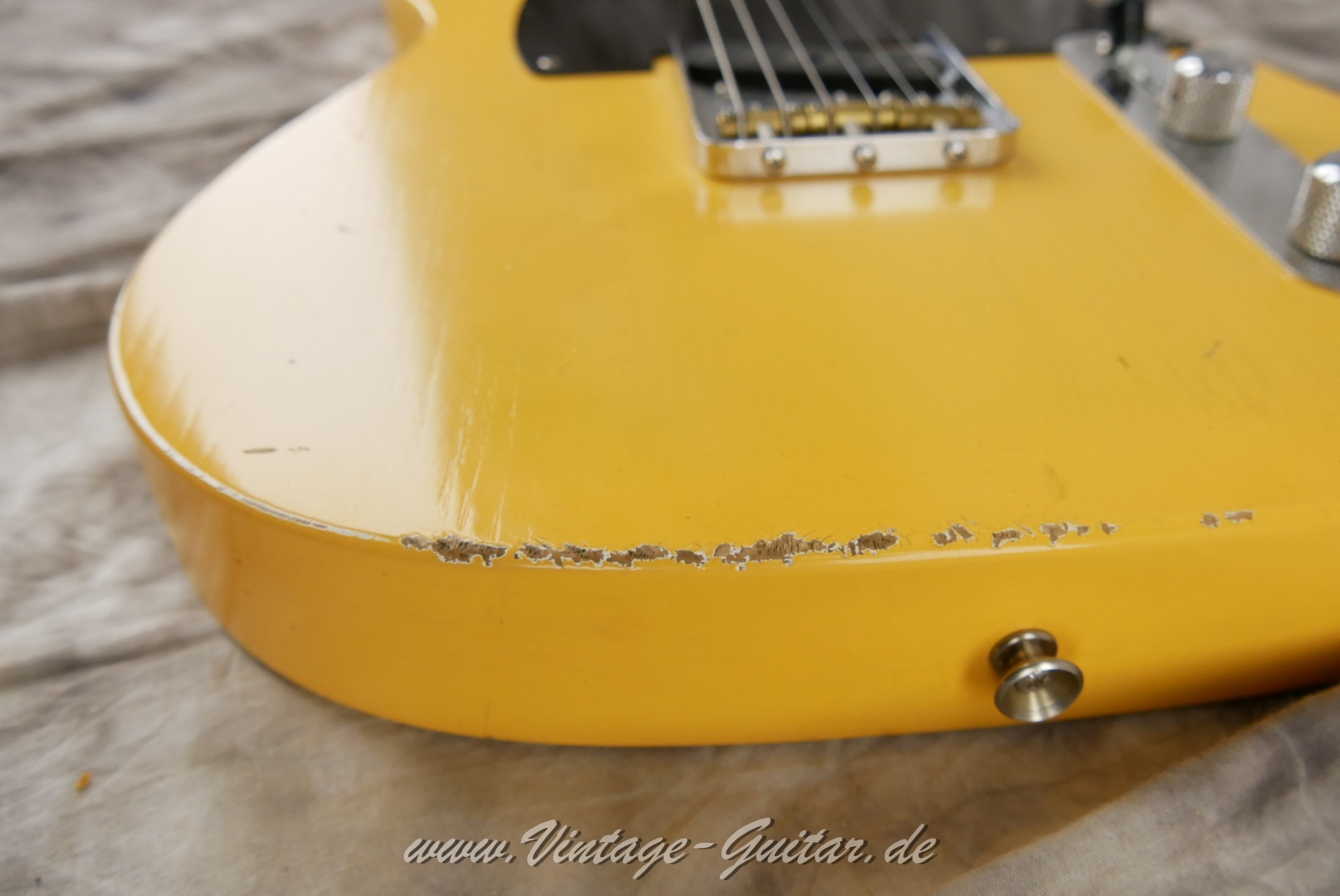 img/vintage/5645/Fender-Telecaster-Roadworn50s-Reissue-014.JPG