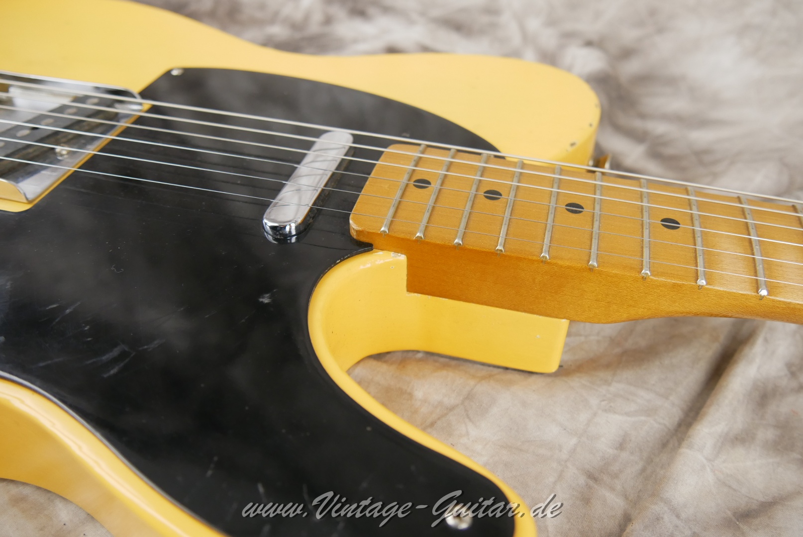 img/vintage/5645/Fender-Telecaster-Roadworn50s-Reissue-017.JPG