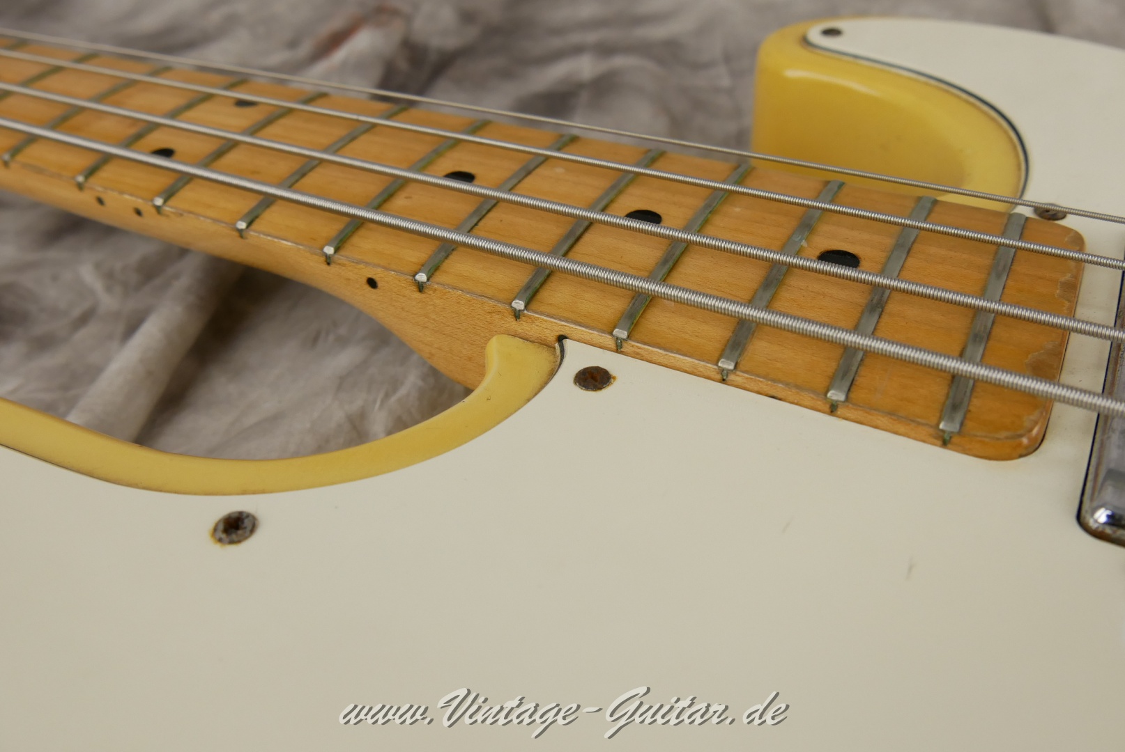 Fender-Telecaster-Bass-1972-014.JPG
