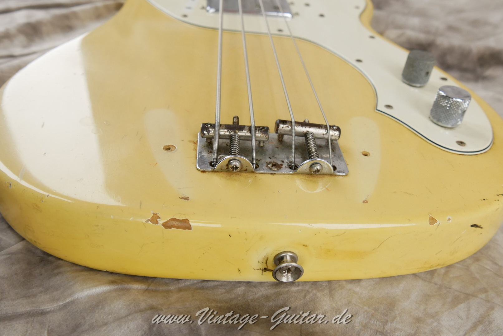 Fender-Telecaster-Bass-1972-016.JPG