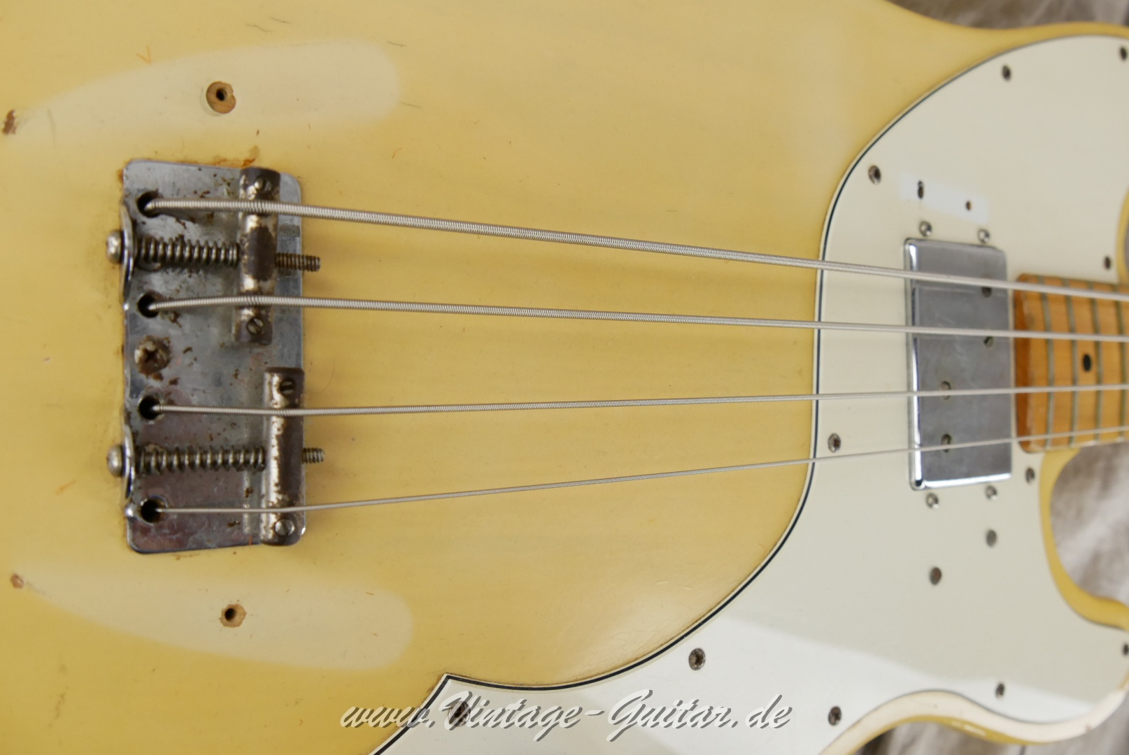 Fender-Telecaster-Bass-1972-019.JPG
