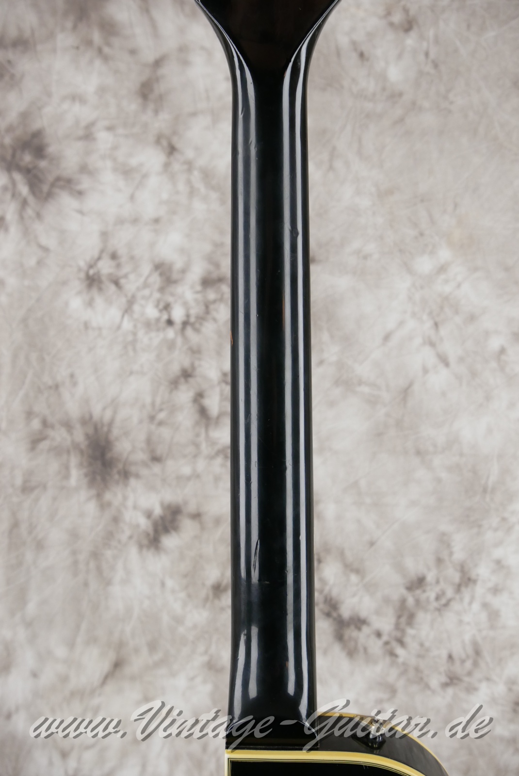 Gibson_Les_Paul_Custom_black_Tim_Shaw_1984-006.JPG