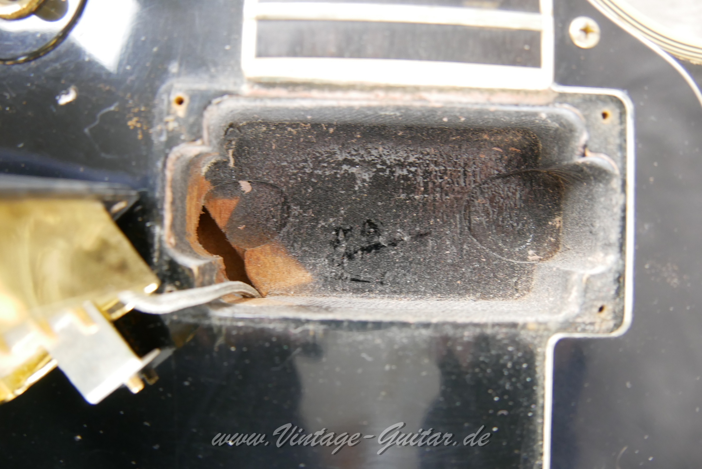 Gibson_Les_Paul_Custom_black_Tim_Shaw_1984-024.JPG
