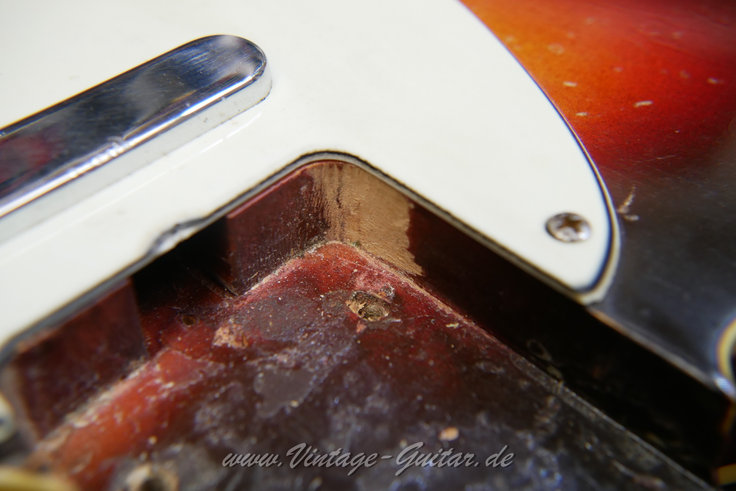 img/vintage/5661/Fender_Telecaster_Custom_1961_1962_sunburst_all_original-016.JPG