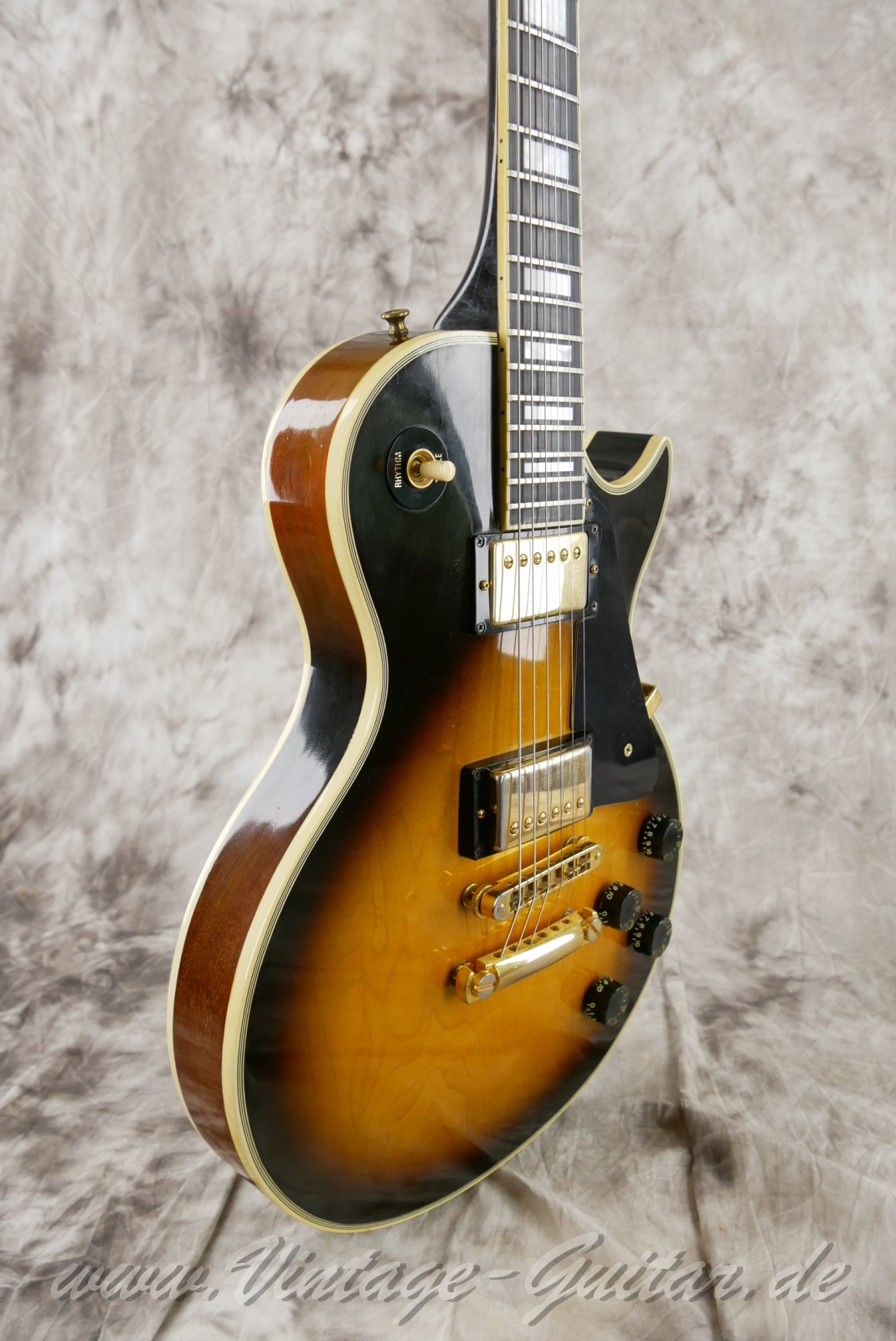 Gibson-Les-Paul-Cutom-1981-tobacco-sunburst-009.jpg