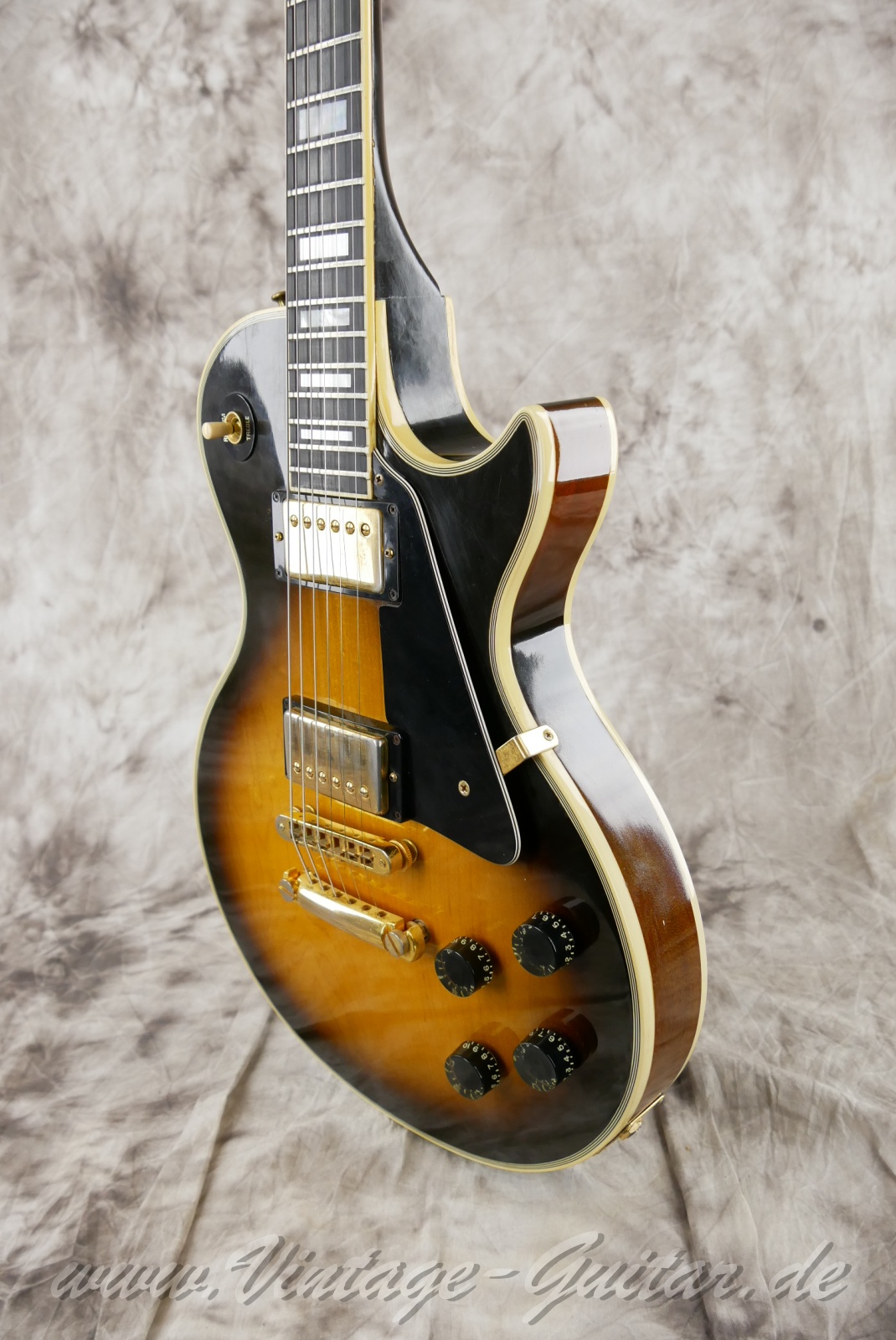 Gibson-Les-Paul-Cutom-1981-tobacco-sunburst-010.jpg