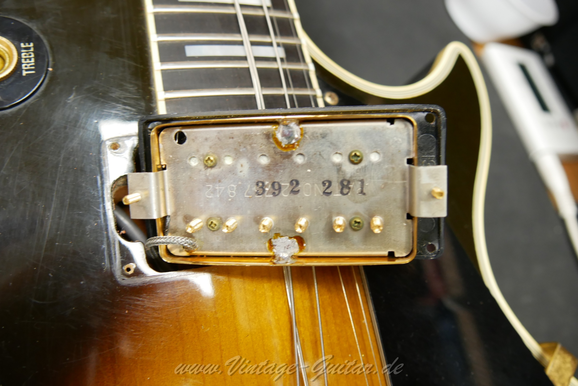 Gibson-Les-Paul-Cutom-1981-tobacco-sunburst-016.jpg