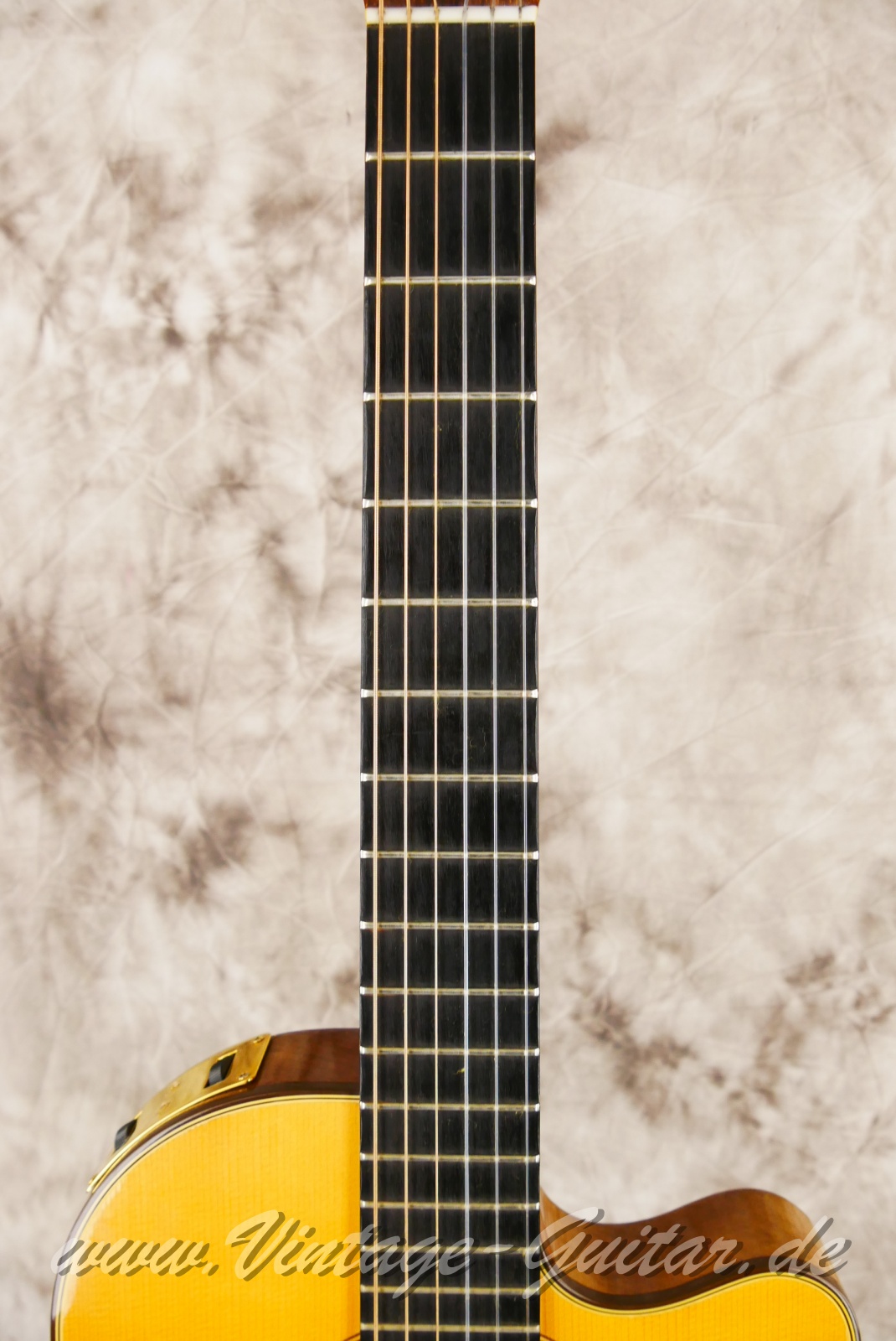 Gibson-Chet-Atkins-CEC-1989-natural-005.jpg