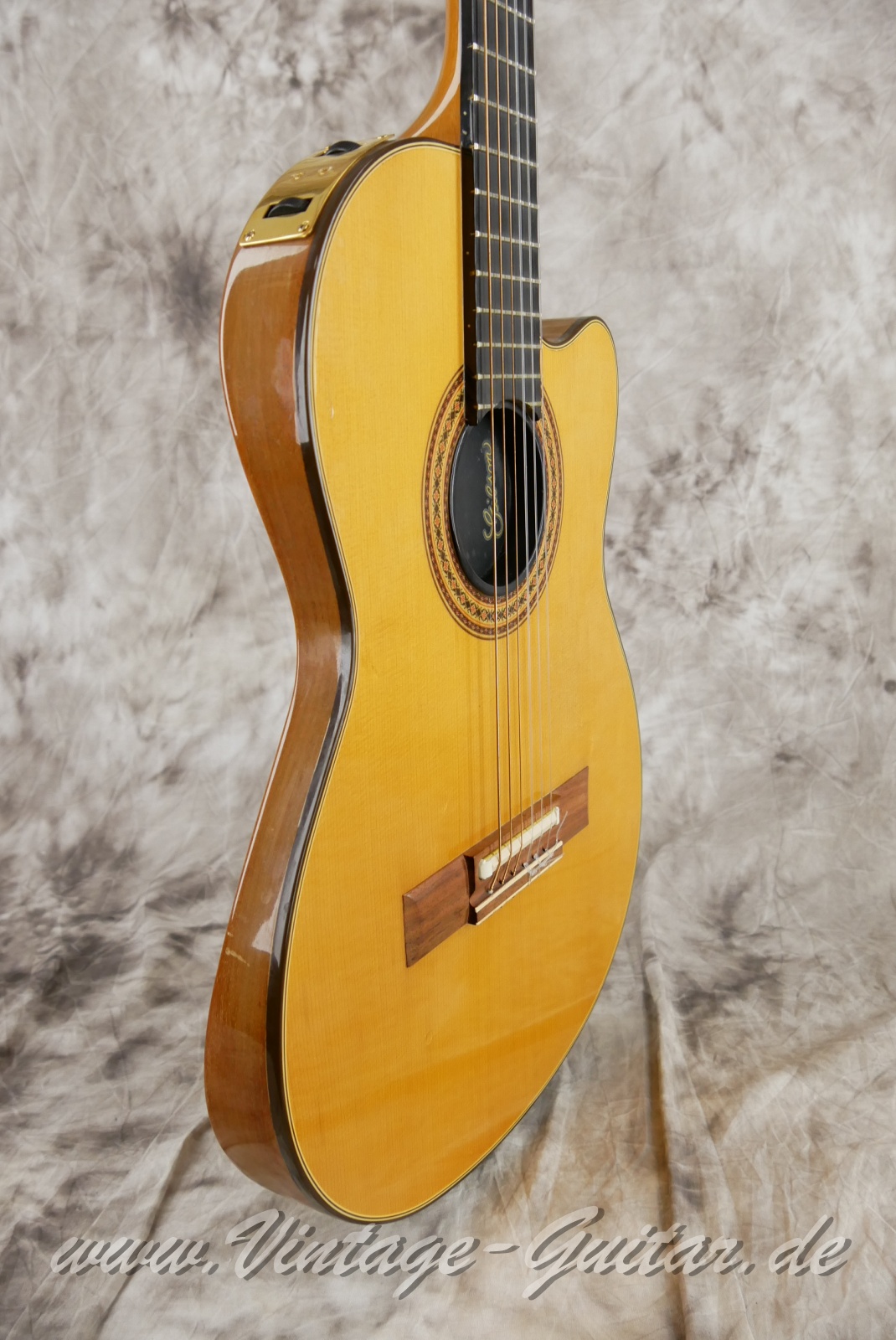 Gibson-Chet-Atkins-CEC-1989-natural-009.jpg