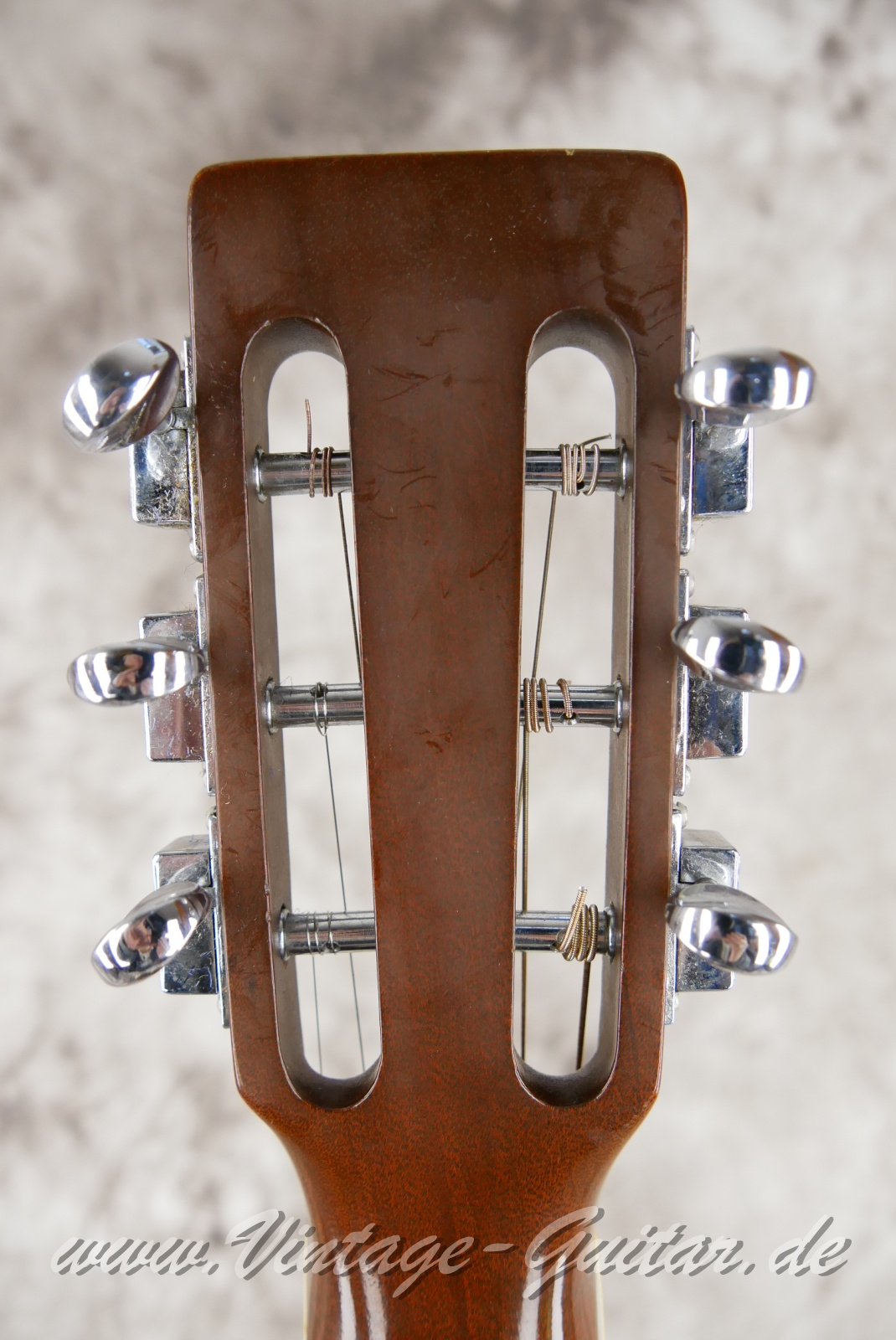 Martin_D_35_S_slotted_headstock_natural_1975-004.JPG
