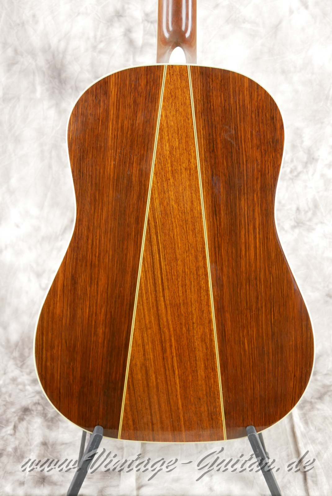 Martin_D_35_S_slotted_headstock_natural_1975-008.JPG