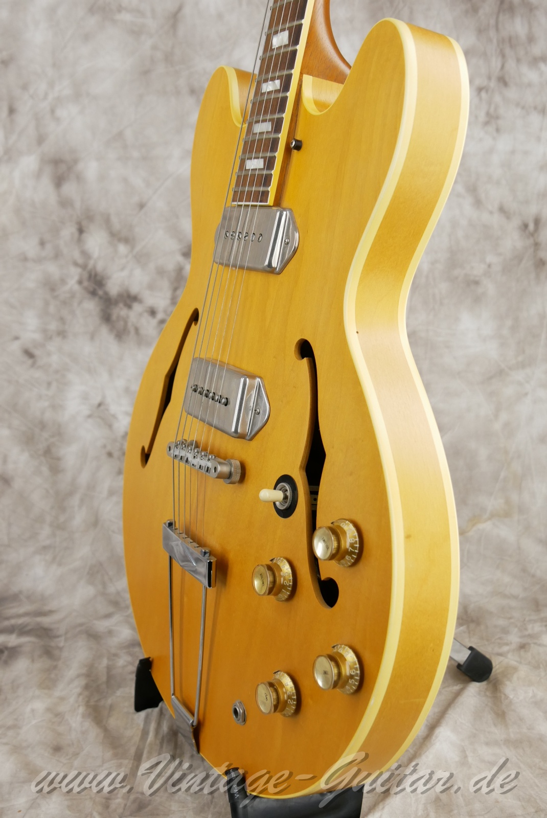 Epiphone_E230TD_John_Lennon_Revolution_Casino_Baujahr_1999c.-USA-natural-010.jpg