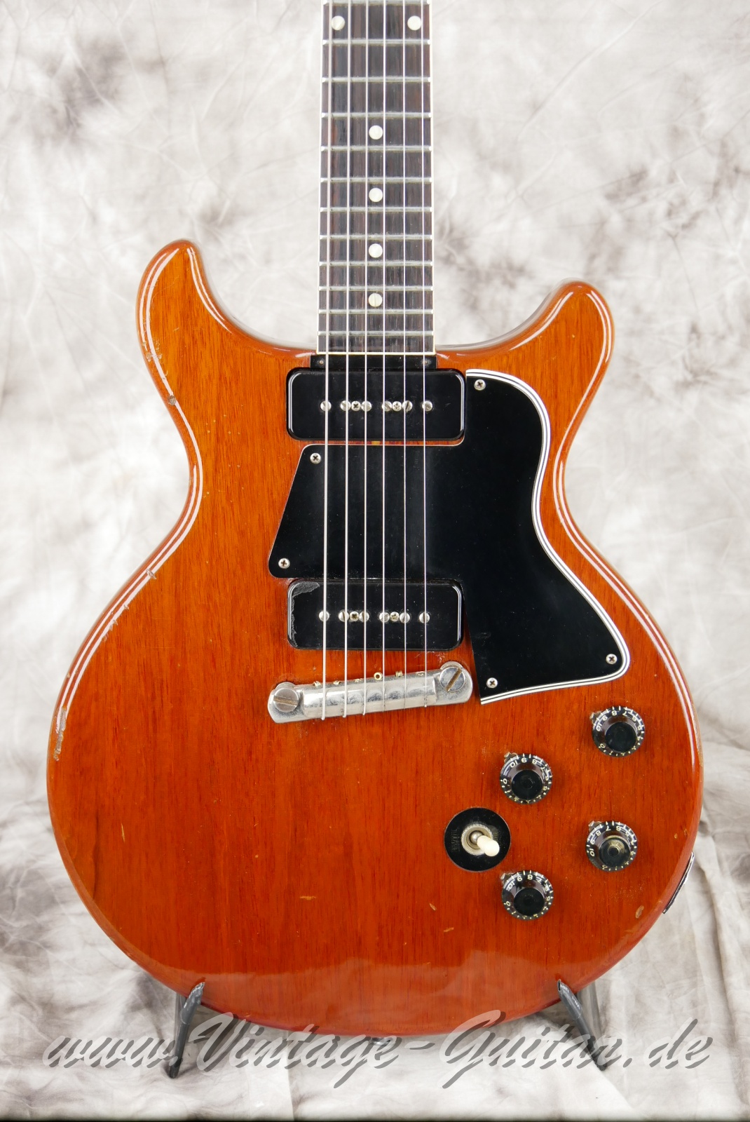 img/vintage/5679/Gibson_Les_Paul_Special_faded_cherry_1959-007.JPG