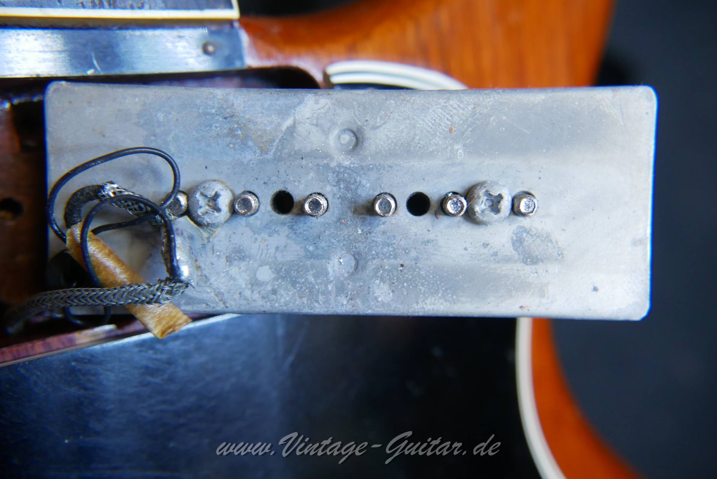 img/vintage/5679/Gibson_Les_Paul_Special_faded_cherry_1959-017.JPG