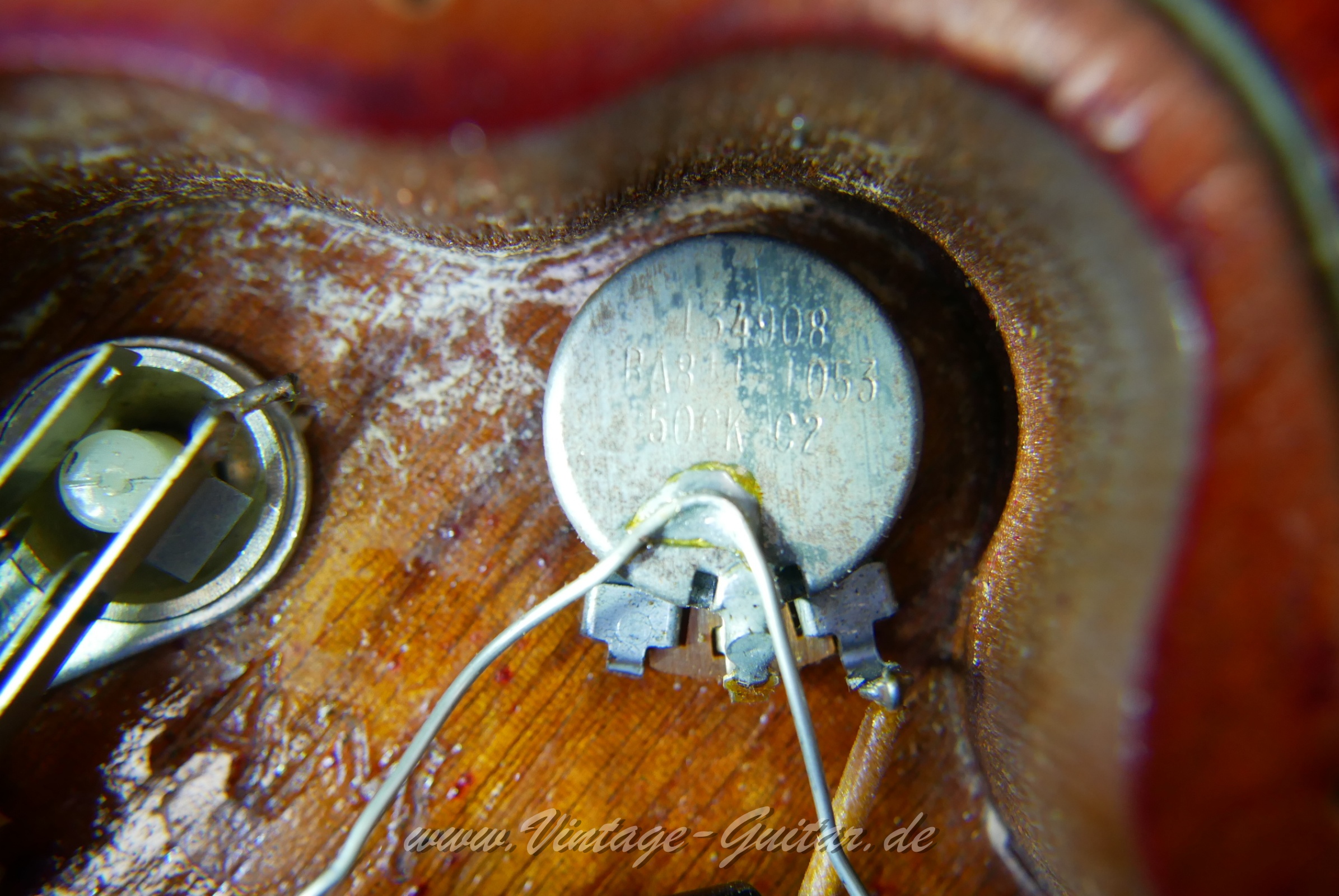 img/vintage/5679/Gibson_Les_Paul_Special_faded_cherry_1959-023.JPG