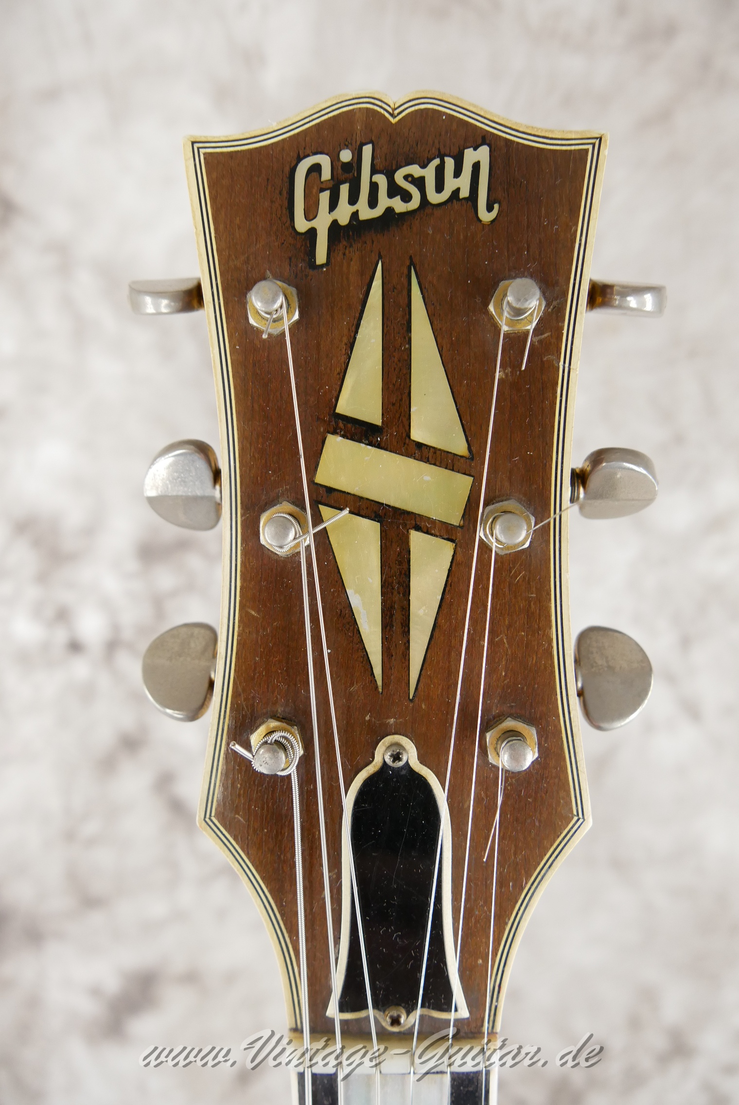 Gibson_ES_355_mono_cherry_1962-003.JPG