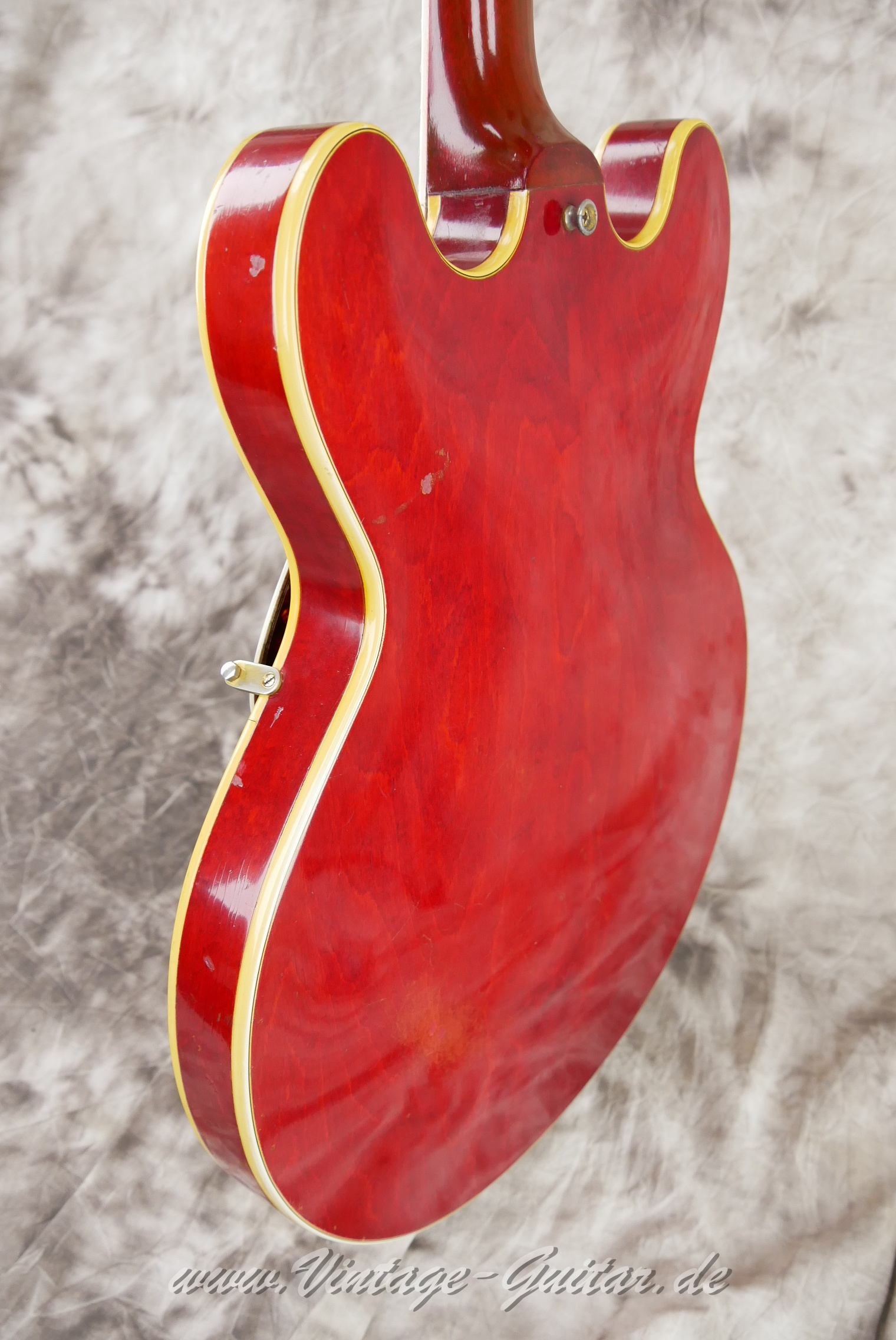 Gibson_ES_355_mono_cherry_1962-011.JPG