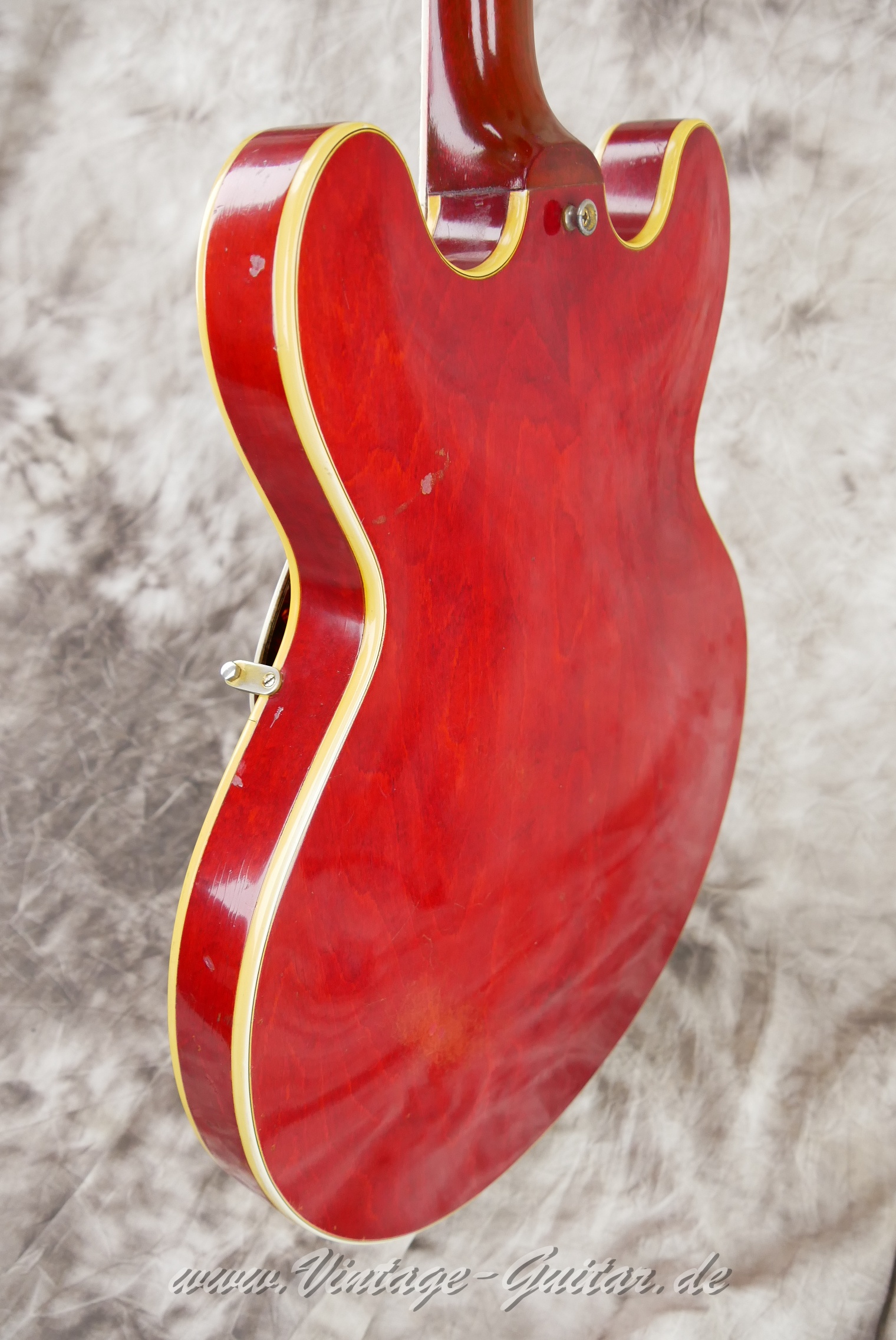 img/vintage/5680/Gibson_ES_355_mono_cherry_1962-011.JPG