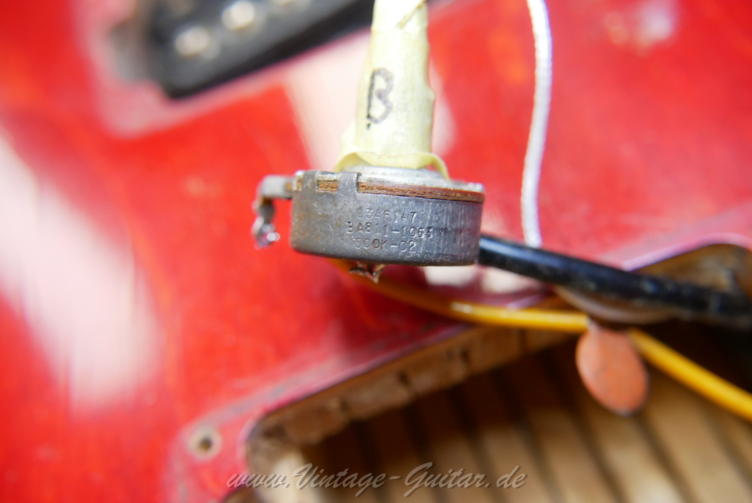 img/vintage/5680/Gibson_ES_355_mono_cherry_1962-023.jpg