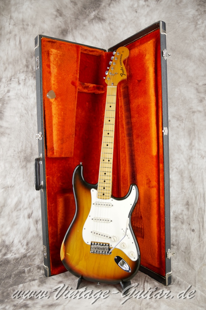 Fender-Stratocaster-1974-sunburst-024.JPG