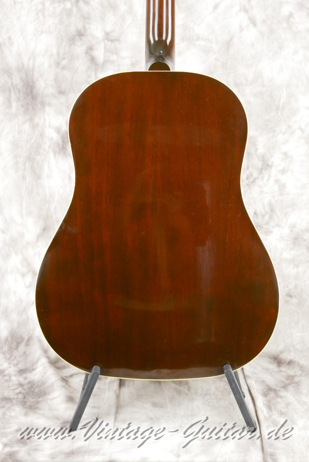 Gibson-J45-Vintage-Series-2016-vintage-sunburst-008.jpg