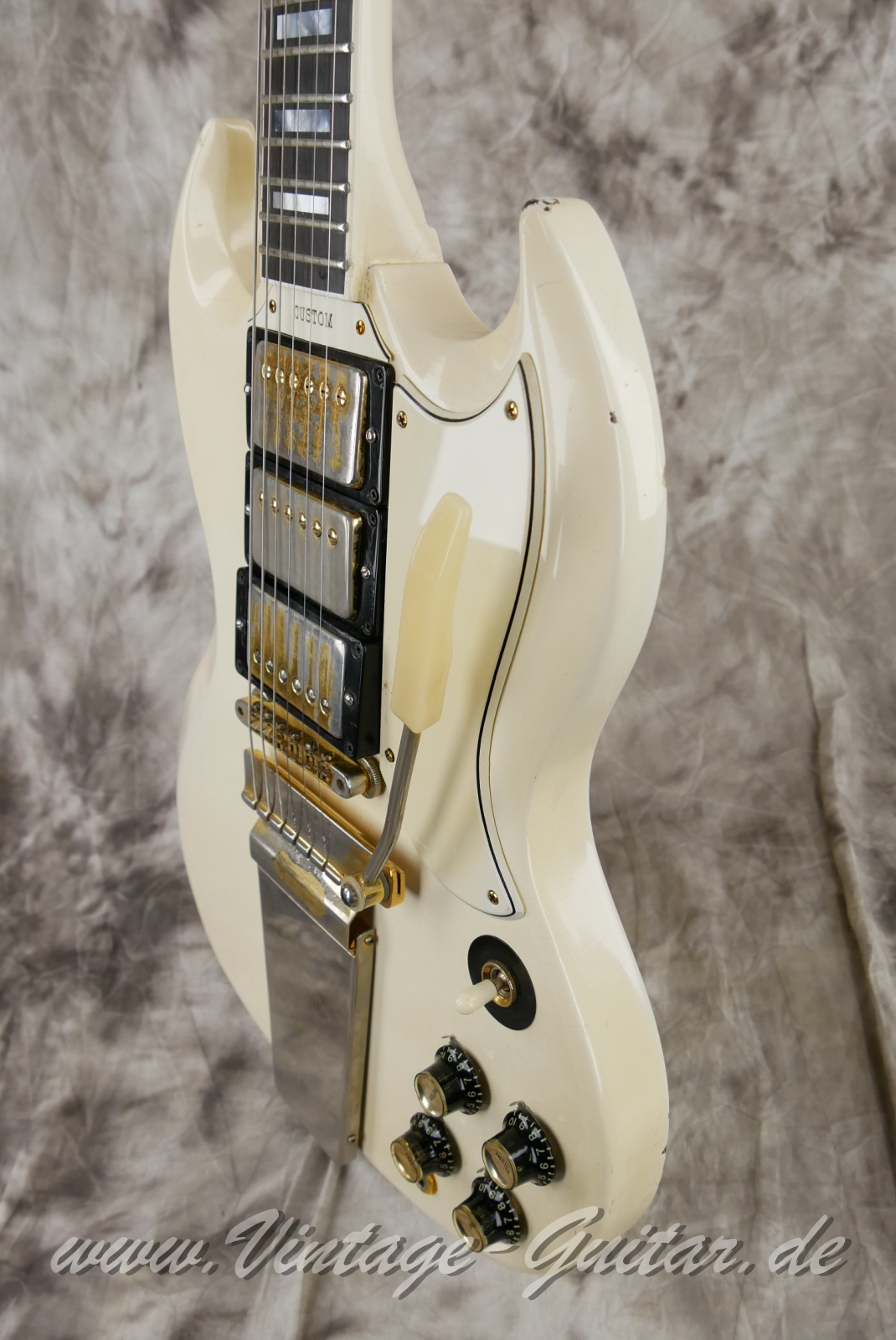 Gibson_Les_Paul_Custom_SG_Pat-No_Pus_white_1963-010.JPG