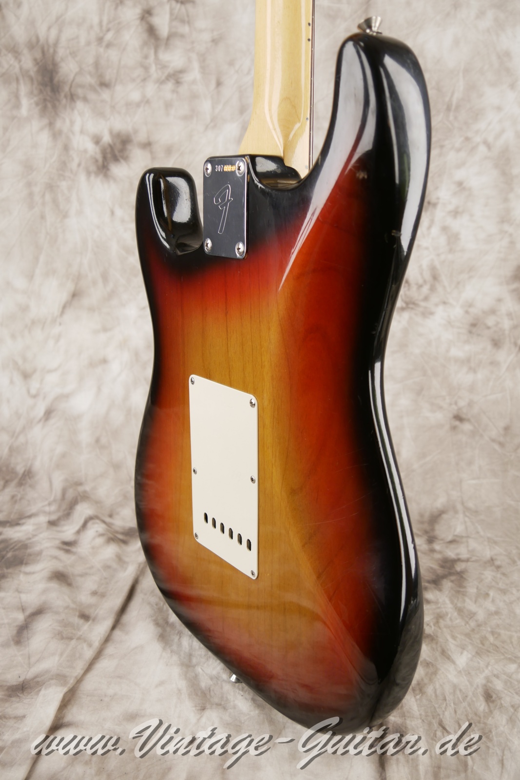 Fender_Startocaster_Baujahr_1971_USA_sunburst_all_original-012-1.JPG