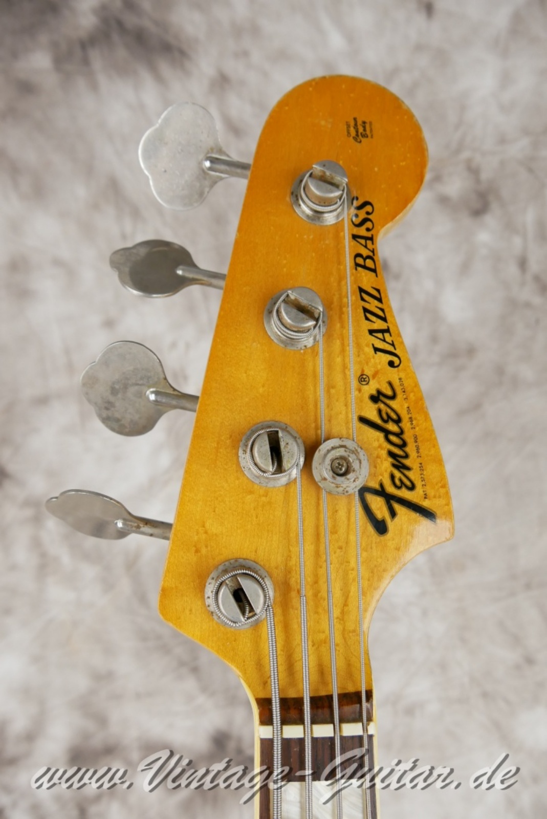 Fender-Jazz-Bass-USA-1973-sunburst-003.jpg