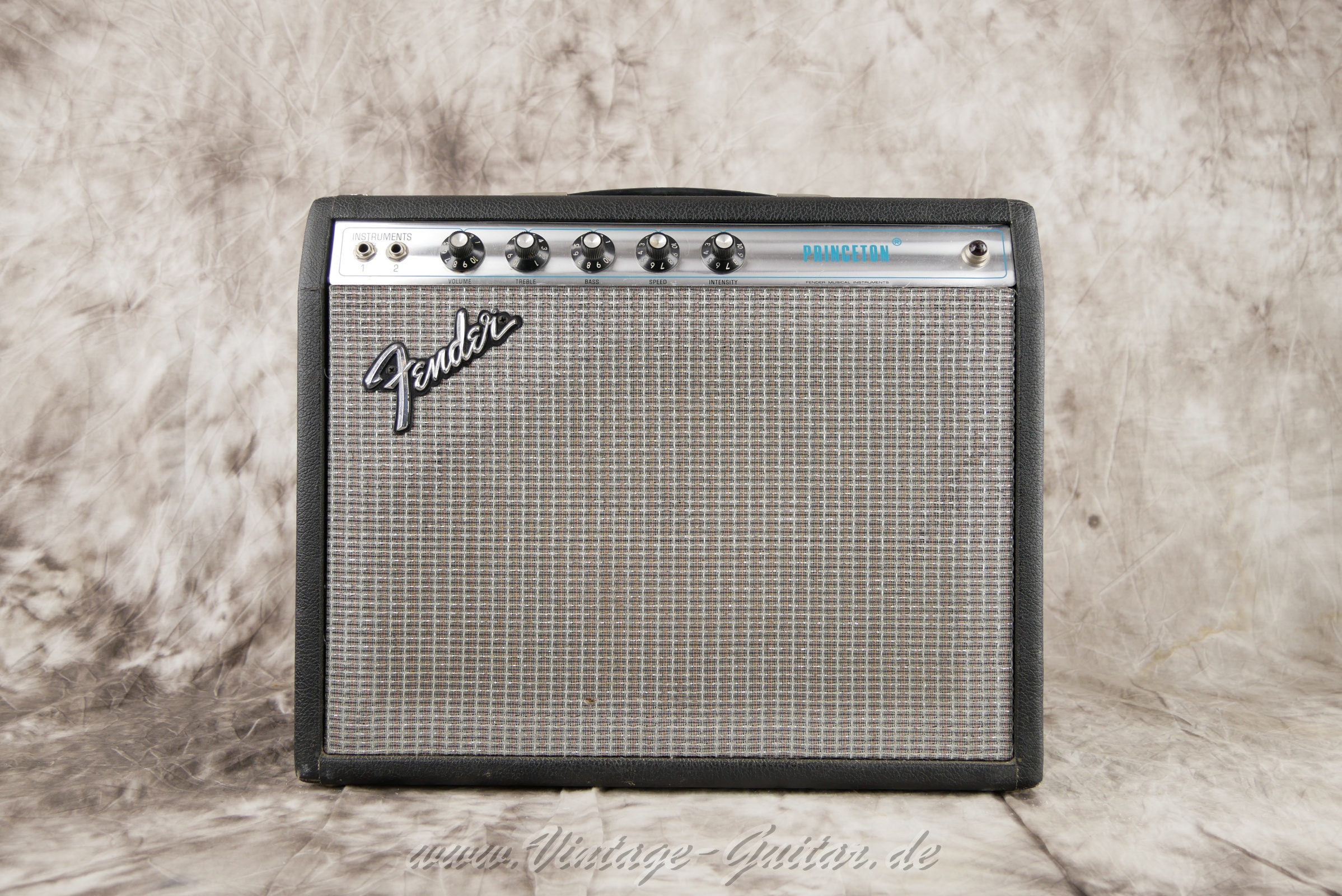 Fender_Princeton_Silverface_1973_black_tolex_all_original_12Watt-001.jpg