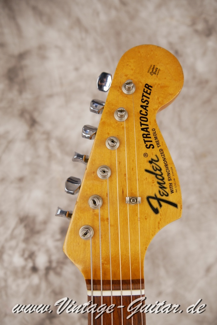 Fender_Stratocaster_1967_sunburst_all_original-_rosewood_neck-003.JPG