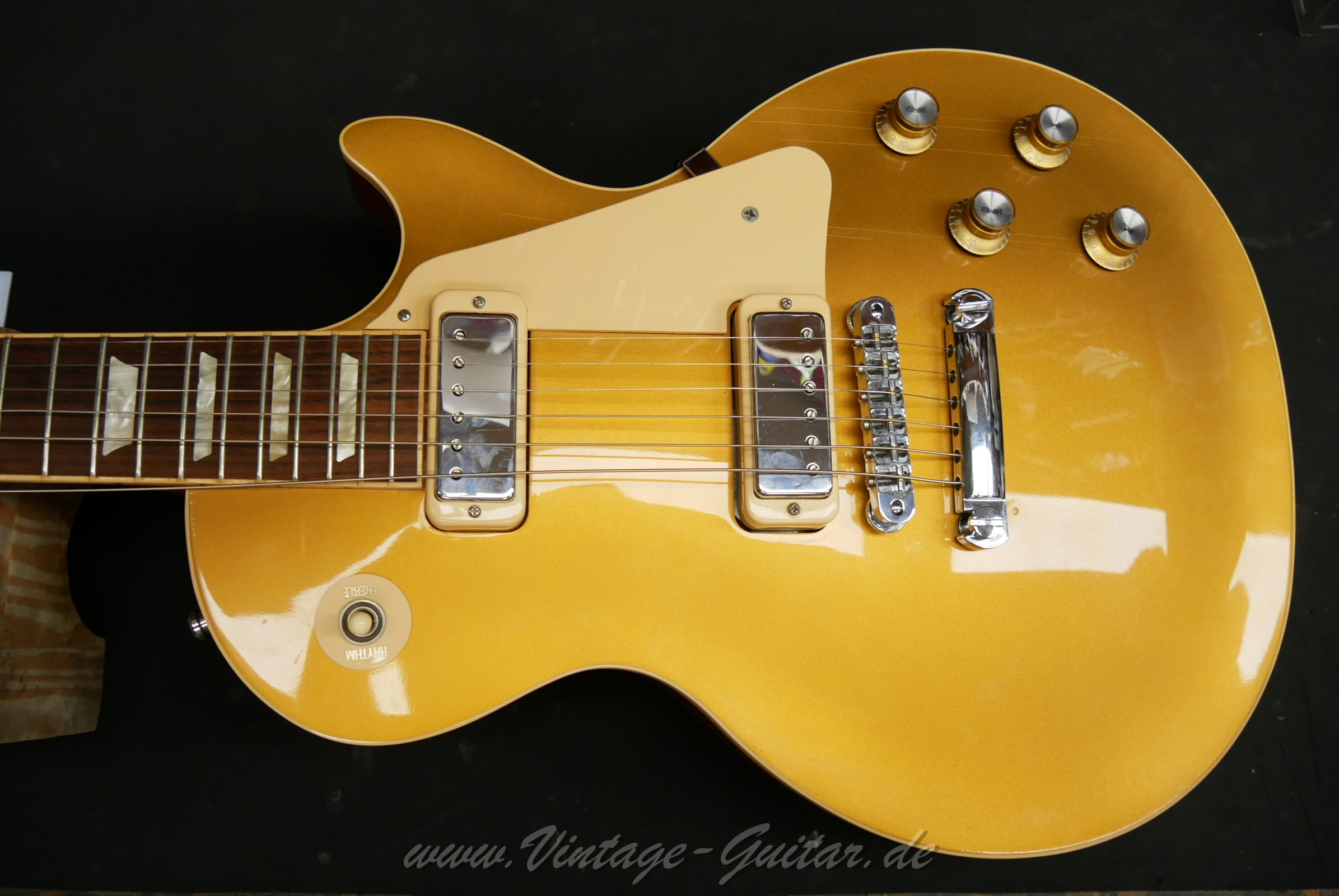 img/vintage/5700/Gibson_Les_Paul_Deluxe_goldtop_Baujahr_2011_USA-016.jpg