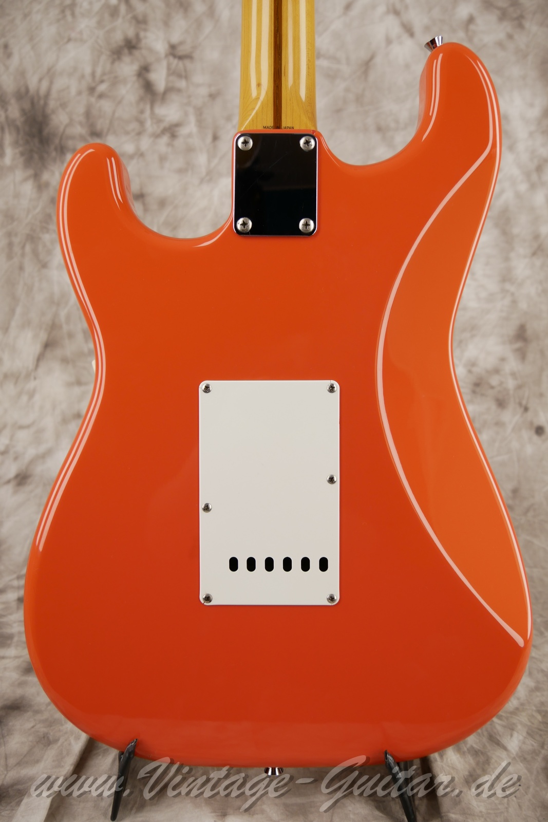 img/vintage/5702/Fender_Startocaster_Strat_Japan_Baujahr_1996_fiesta_red-008.jpg