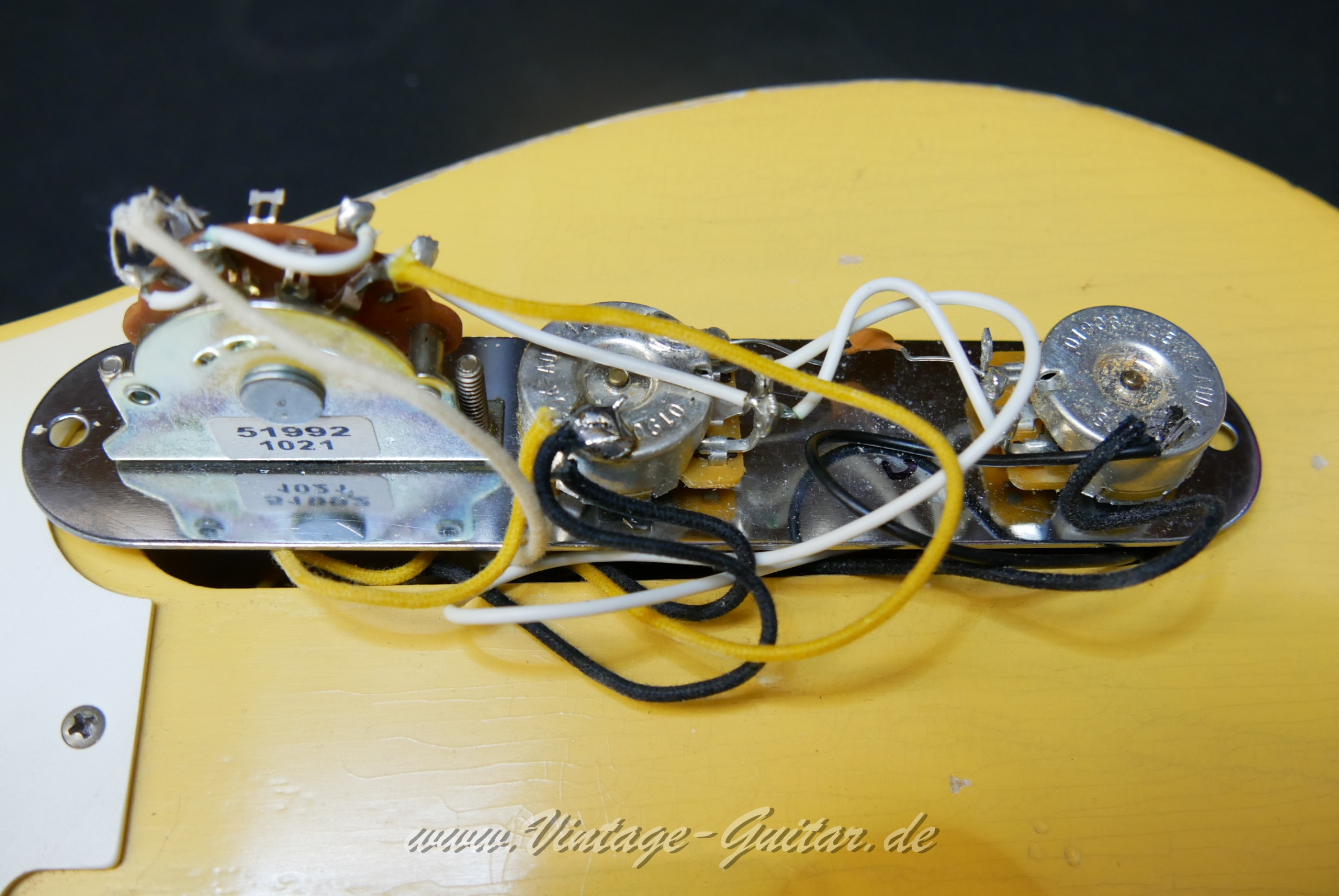 img/vintage/5708/Fender_Telecaster_Roadworn_Blonde_Baujahr_2010_Mexico-014.JPG