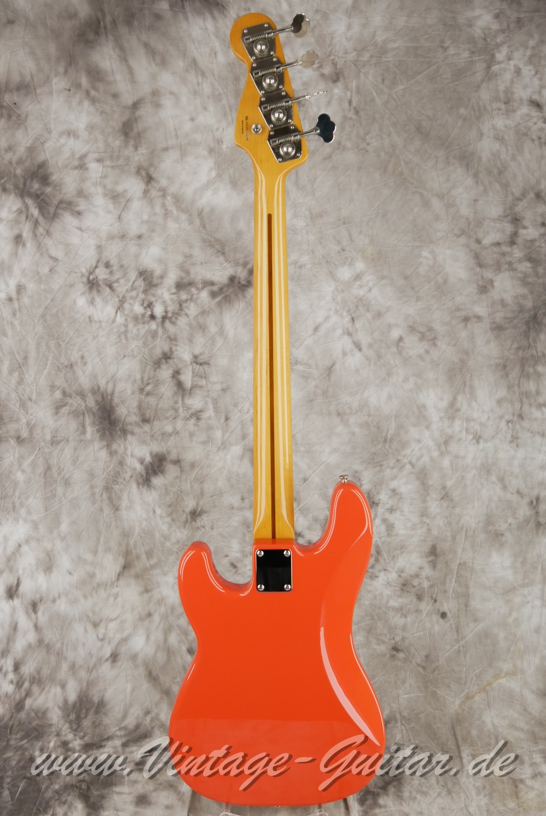 Fender_Precision_Bass_50s_reissue_MiM_Baujahr_2008_fiesta_red-002.JPG